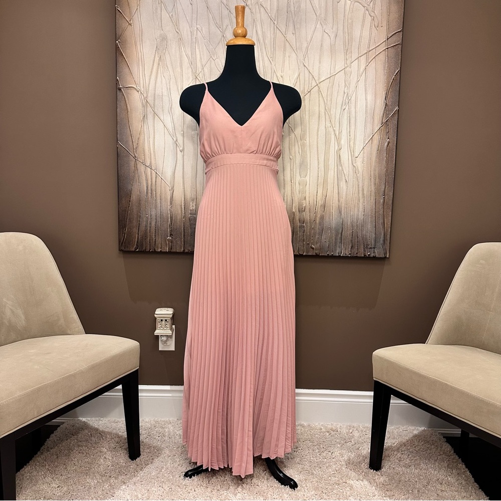 Blush Pink Maxi Pleated Dress straps & tie back  belt size M graduation dress
